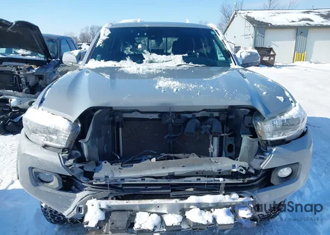 2021 Toyota Tacoma Trd Off-Road из США, поврежденный, VIN 5TFCZ5AN2MX252405